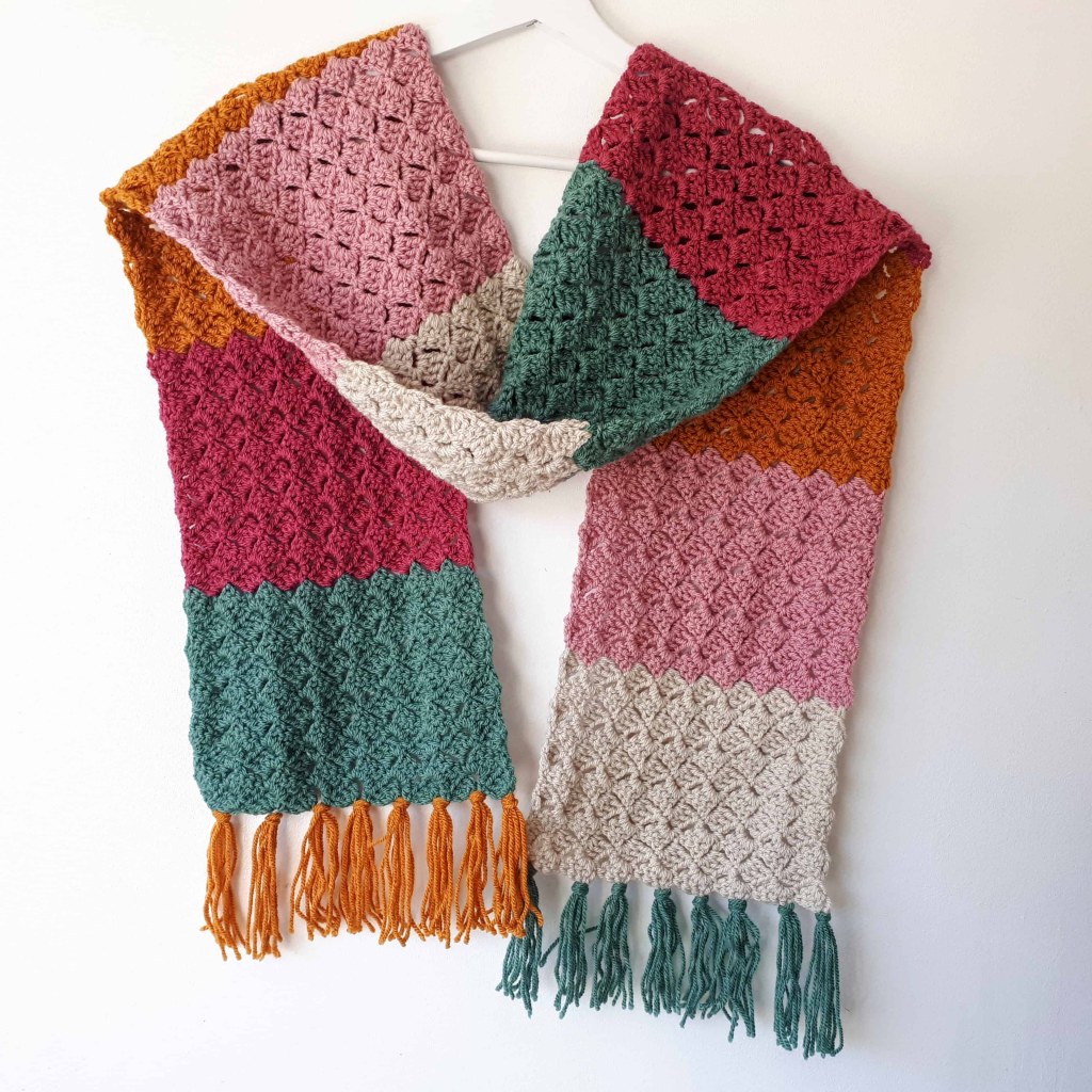 Picture of: Crochet Color-Block Scarf – Easy Free Pattern – Annie Design Crochet