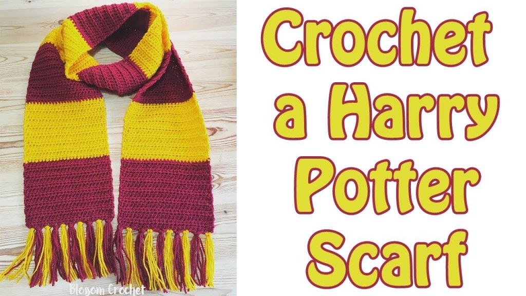 Picture of: How to crochet a Harry Potter Scarf! (Very easy beginner project!)